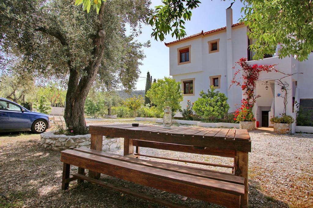Giasemi Apartments Skopelos Town Exterior photo